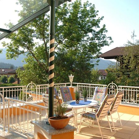 Hotel Garni Tannenhof Flachau Exterior photo