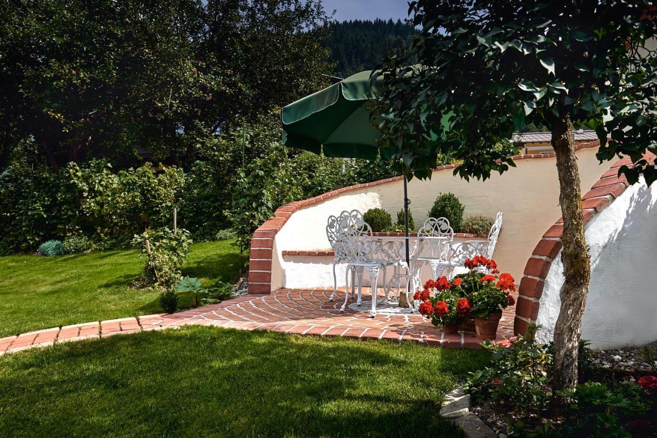 Hotel Garni Tannenhof Flachau Exterior photo